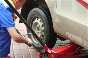 澄海附近拖车24小时服务热线电话